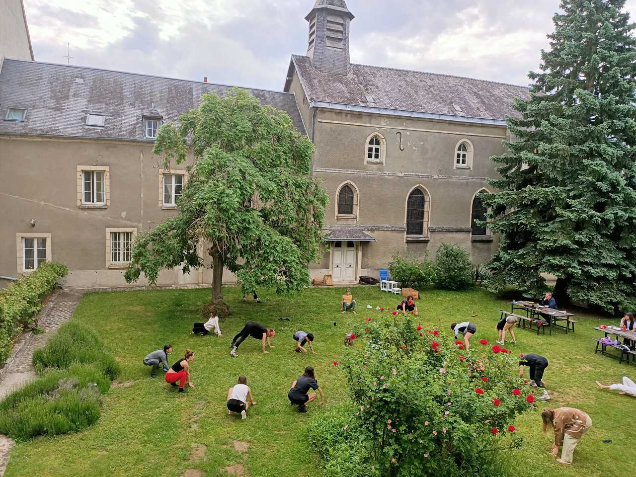 Institute for Postnatural Studies, course: ALTERNATIVE ECOLOGIES POSTGRADUATE PROGRAM (fig. 10)